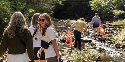 Students at Stream Clean event.